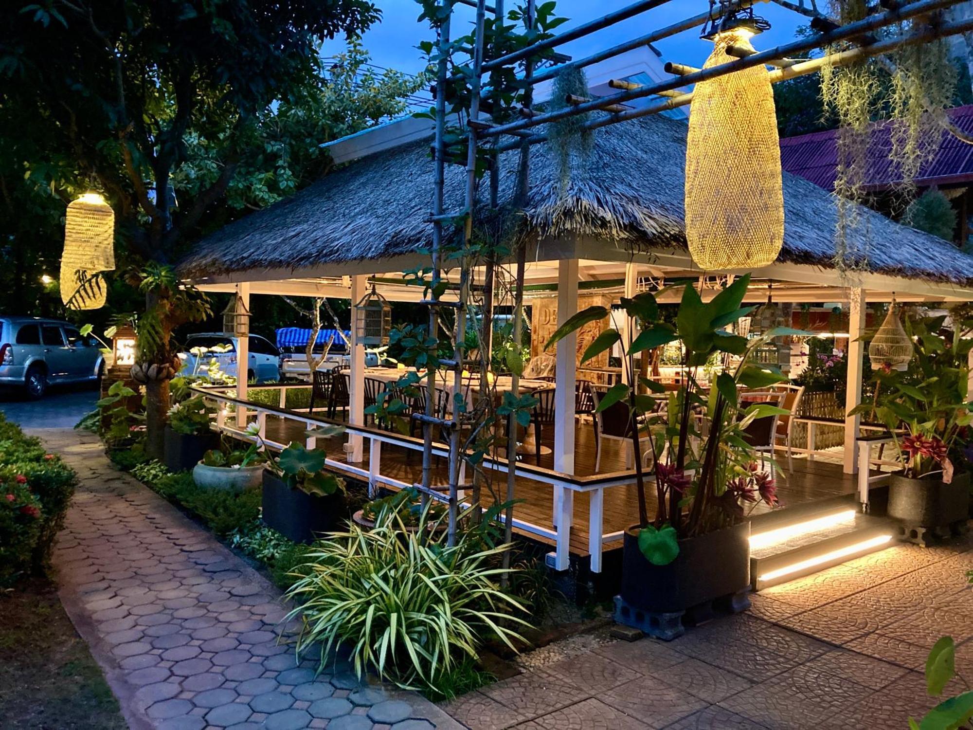 בופוט Ban Kaew Villas מראה חיצוני תמונה
