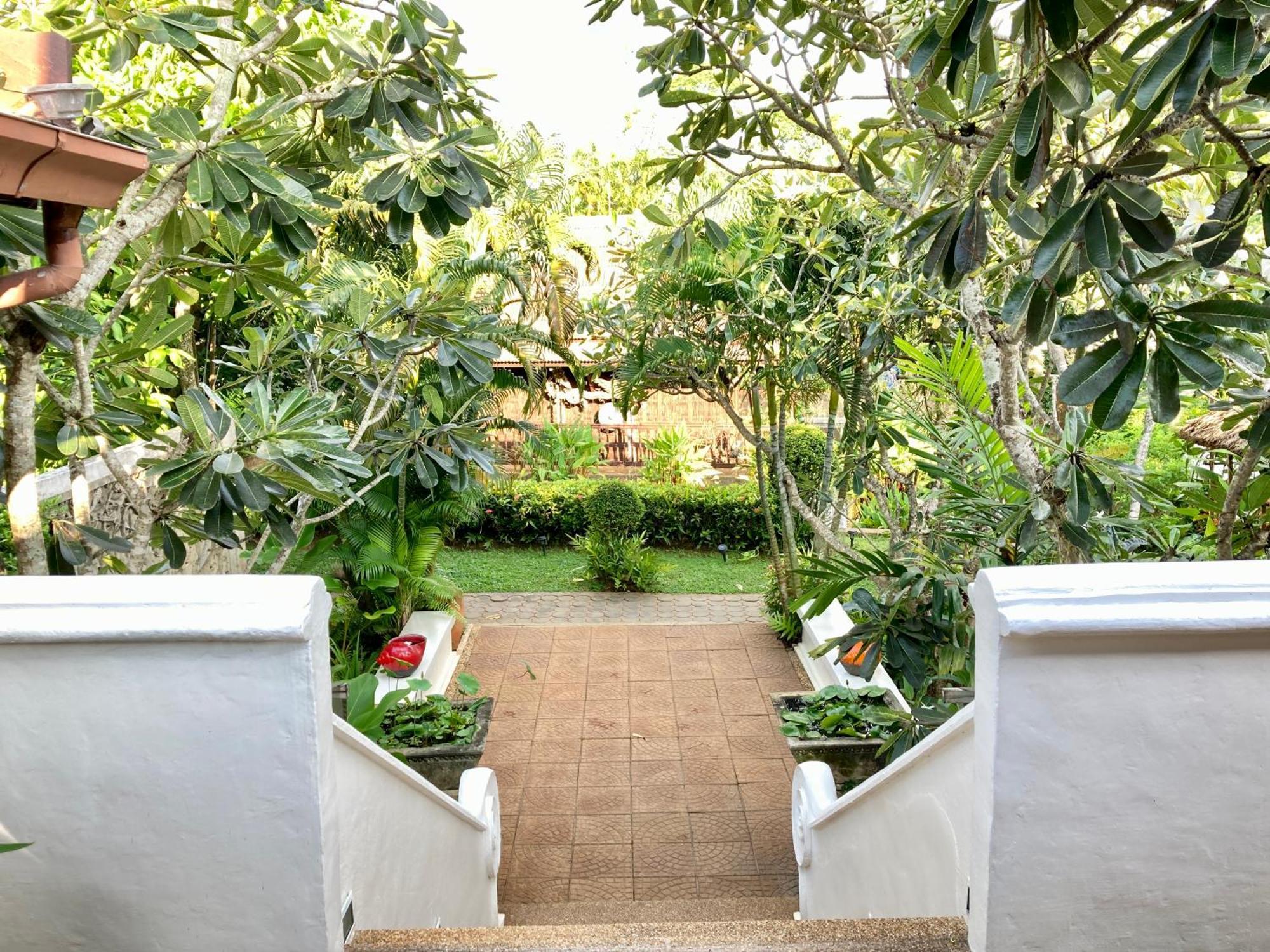 בופוט Ban Kaew Villas מראה חיצוני תמונה